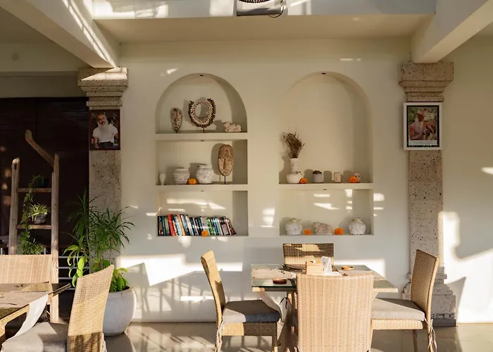 Hotel Om Ham Retreat And 4*