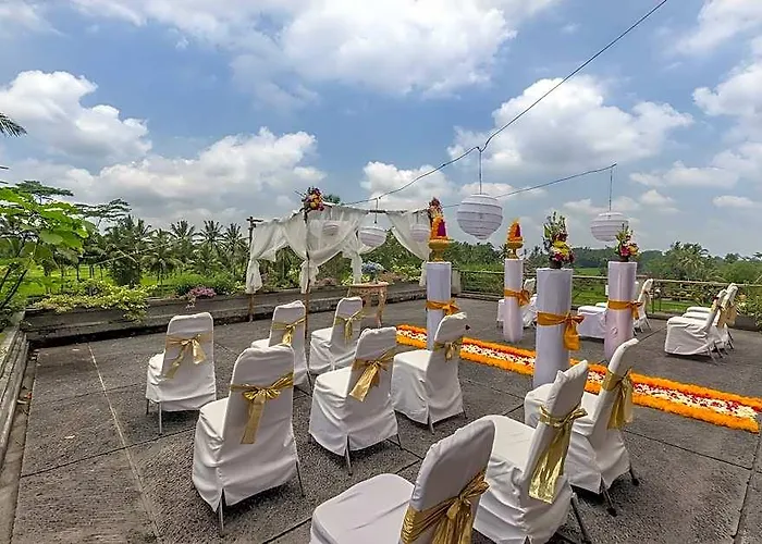 Hotel Om Ham Retreat And